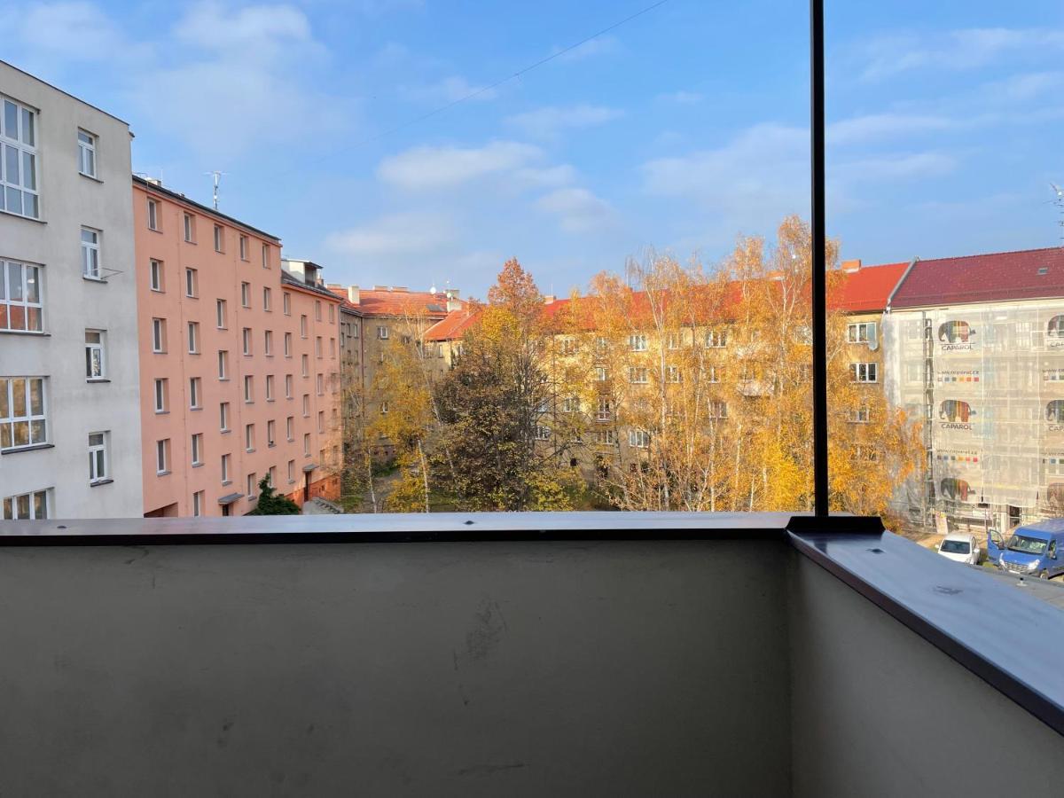 Cozy Apartment Near The City Center Hradec Králové 외부 사진